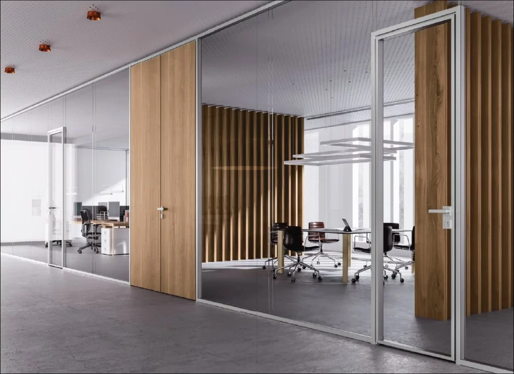 lesena panelna pregradna stena z lameli